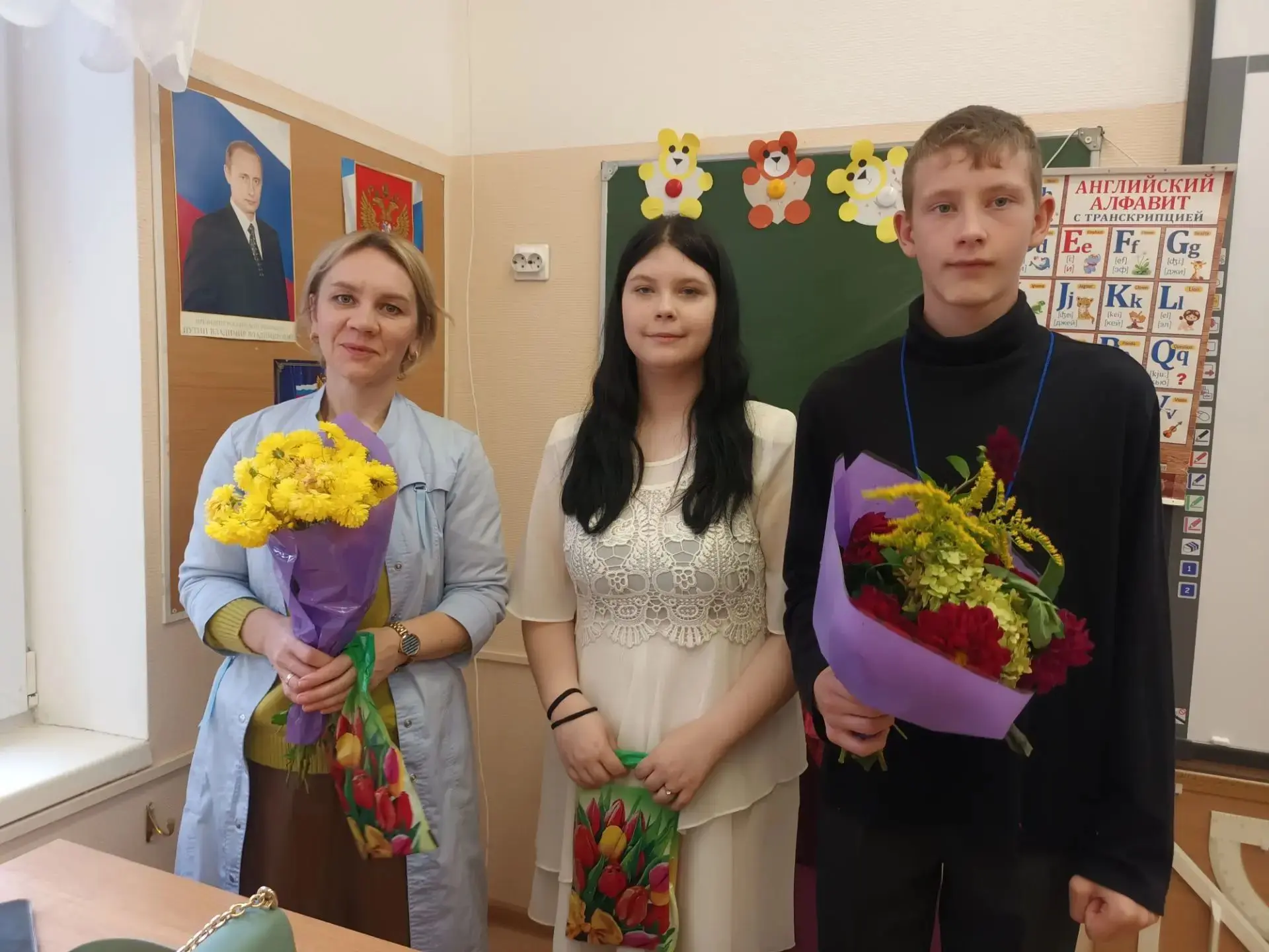 Утро началось с улыбок и поздравлений! 🥳✨