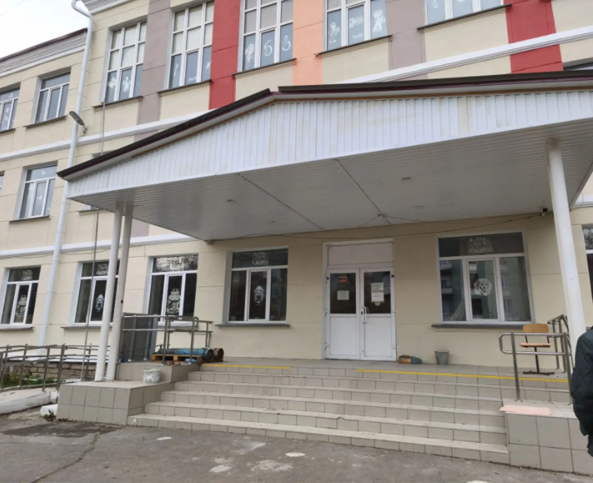 Сегодня Глава города Дмитрий Чернятин вместе с заместителем председателя Совета депутат...