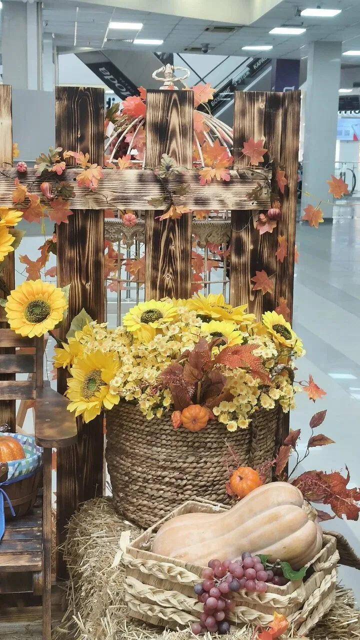 📍Кажется, в «Маркос Молле» начали готовиться к Хэллоуину!
