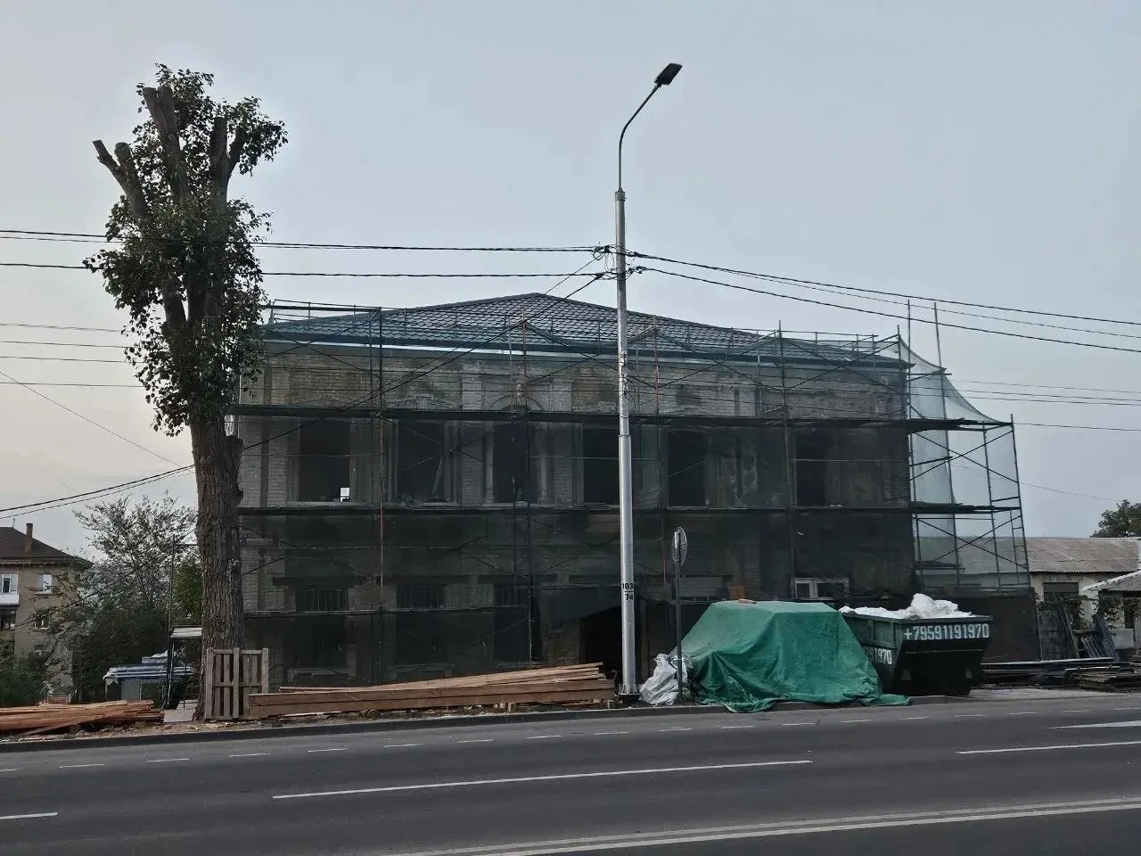 🏗 В Луганске реконструируют еще один дореволюционный особняк