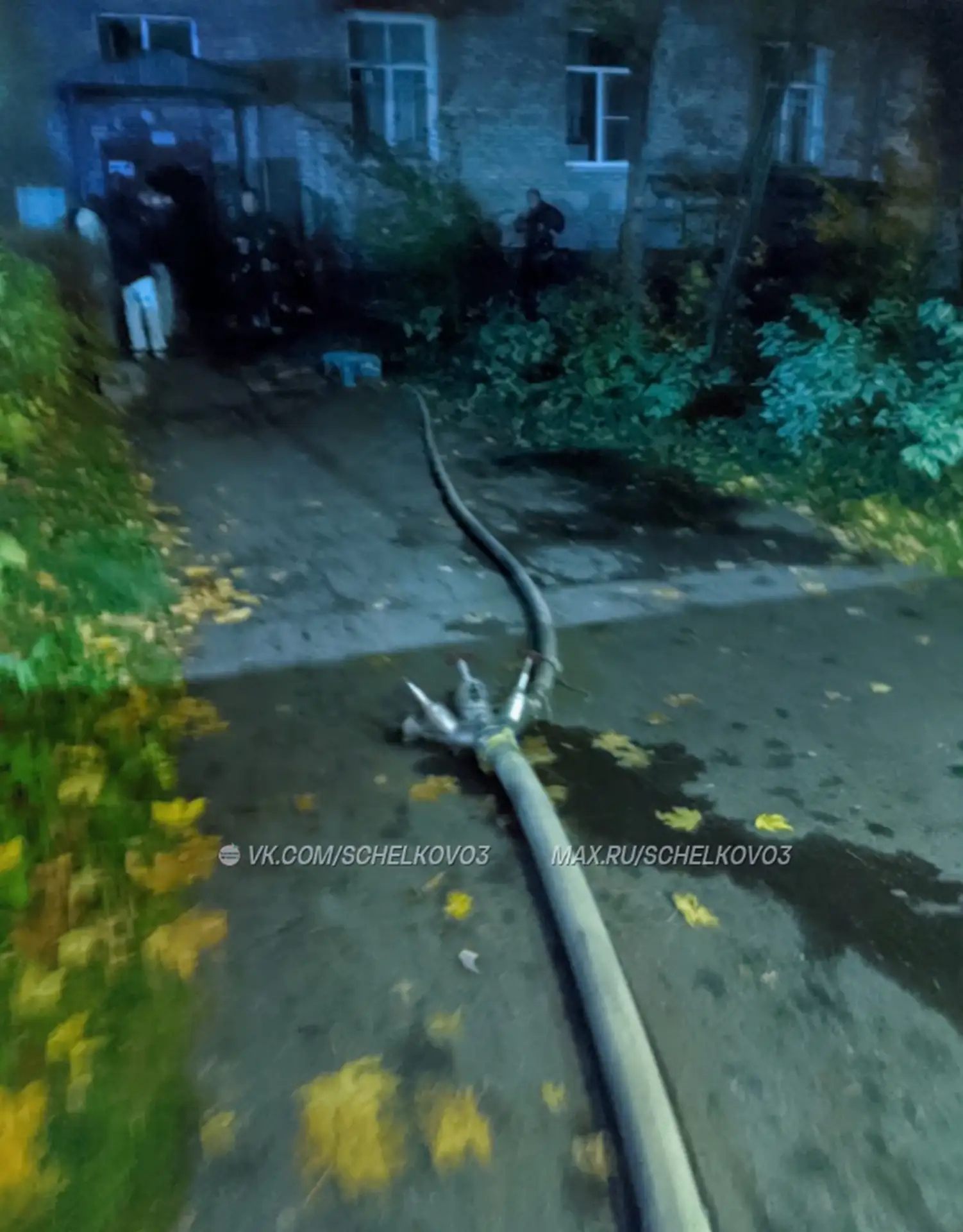 Пожар на ул. Ленина д. 6, как сообщалось ранее ( max.ru/schelkovo3/AaEoGVJkT5g ) в подв...