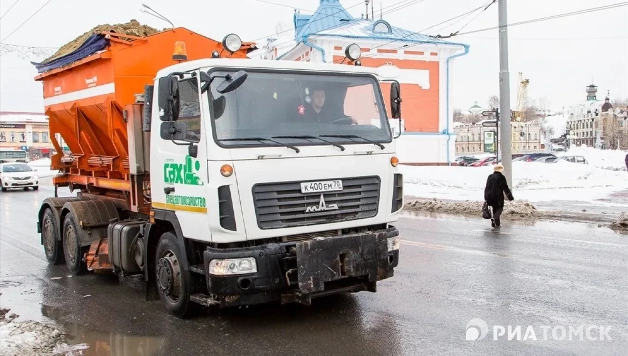 🚜 Томск готовится к первому снегу и гололеду