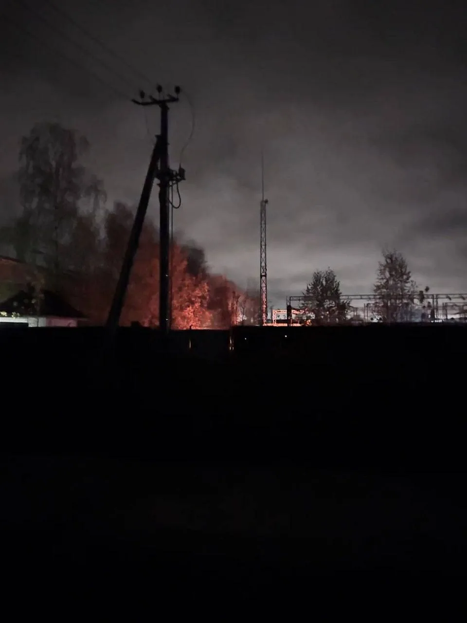 ‼️На Володарке сегодня ночью что-то горело.... У кого есть подробности пишите в предложку.