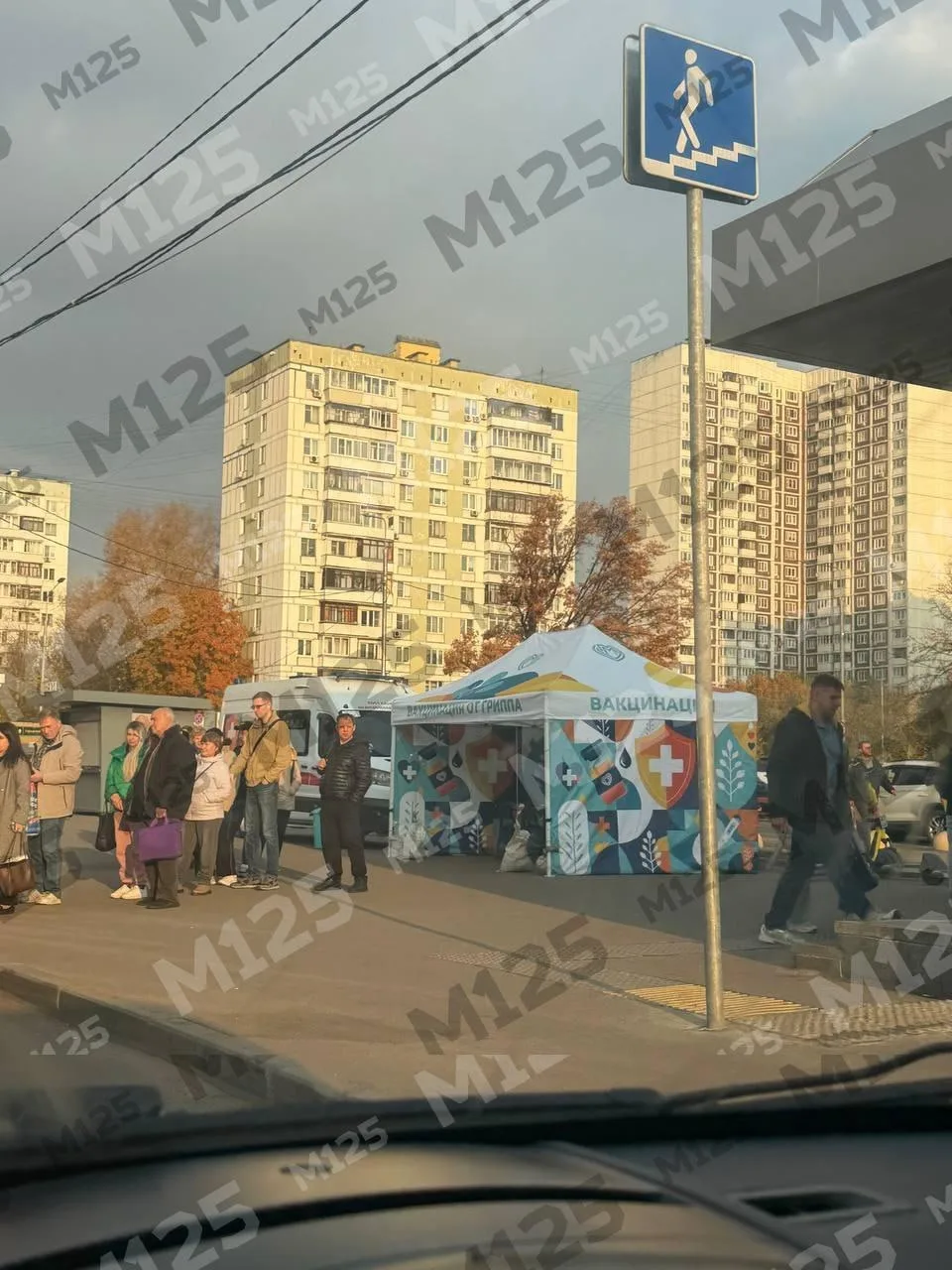 Напомню, что мобильный пункт вакцинации около метро "Новогиреево" всё ещё работает. Там...