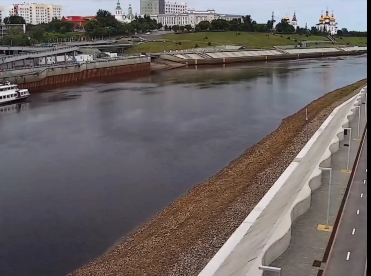 🌊 Впервые за два месяца главная река Тюмени пошла в плюс! Тура оживает?