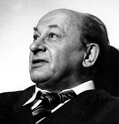 Евстигнеев крупным планом: к 100-летию актёра откроют выставку