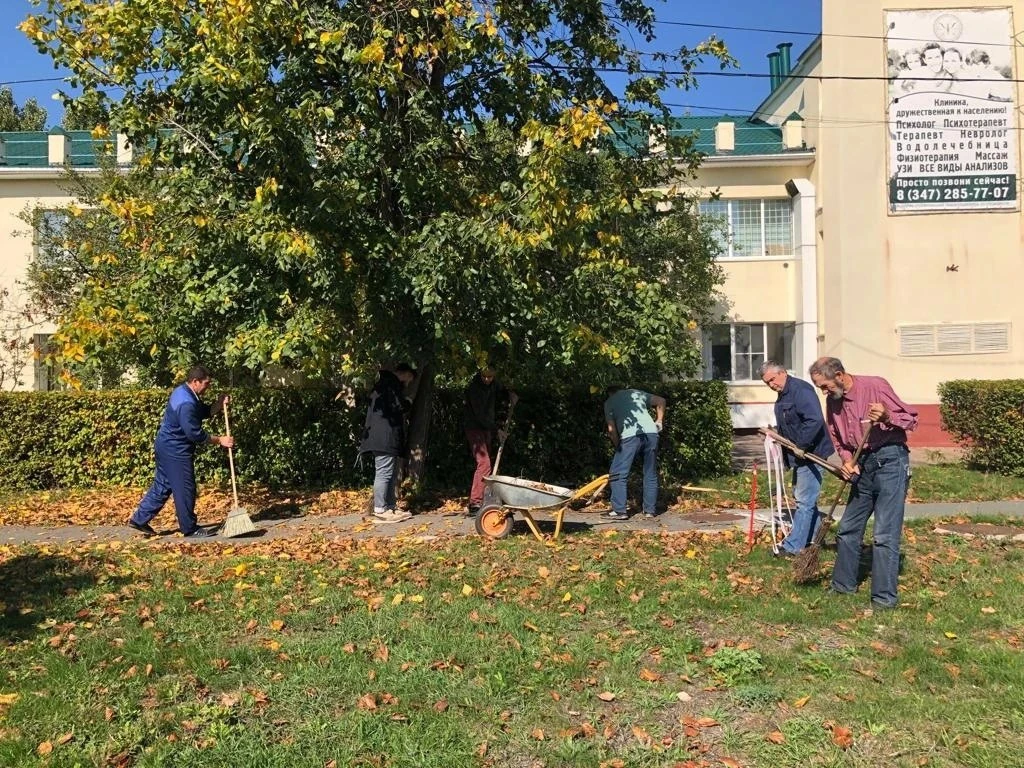 🧹 «Добрые дела»: в Уфимском районе проходят праздничные субботники ко Дню Республики