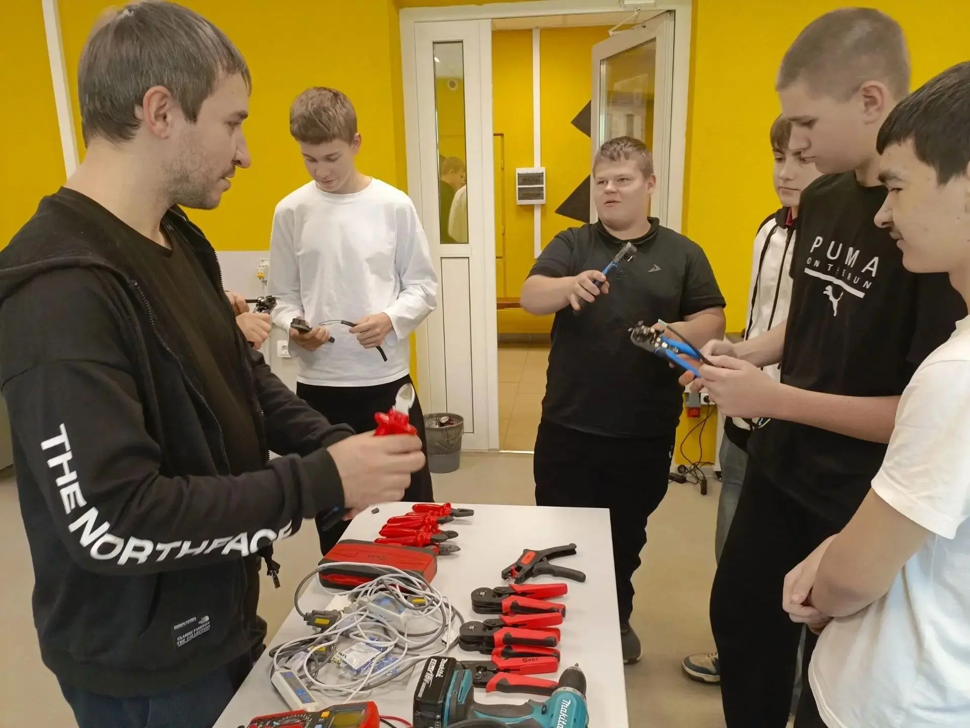 Единый день открытых дверей в рамках проекта «Профессионалитет» в Псковской области