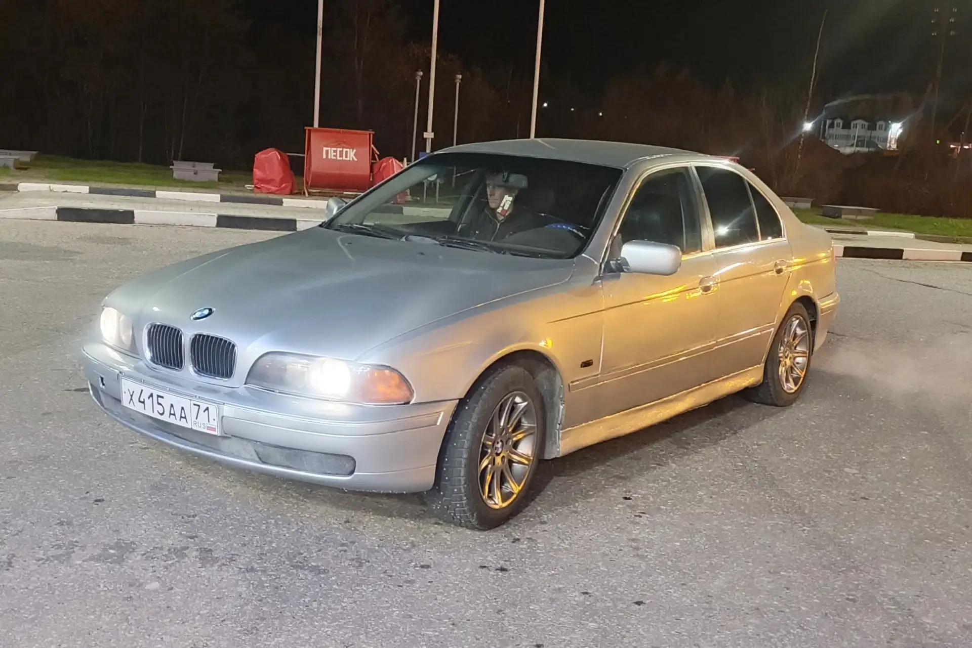 В продаже BMW 5 e39