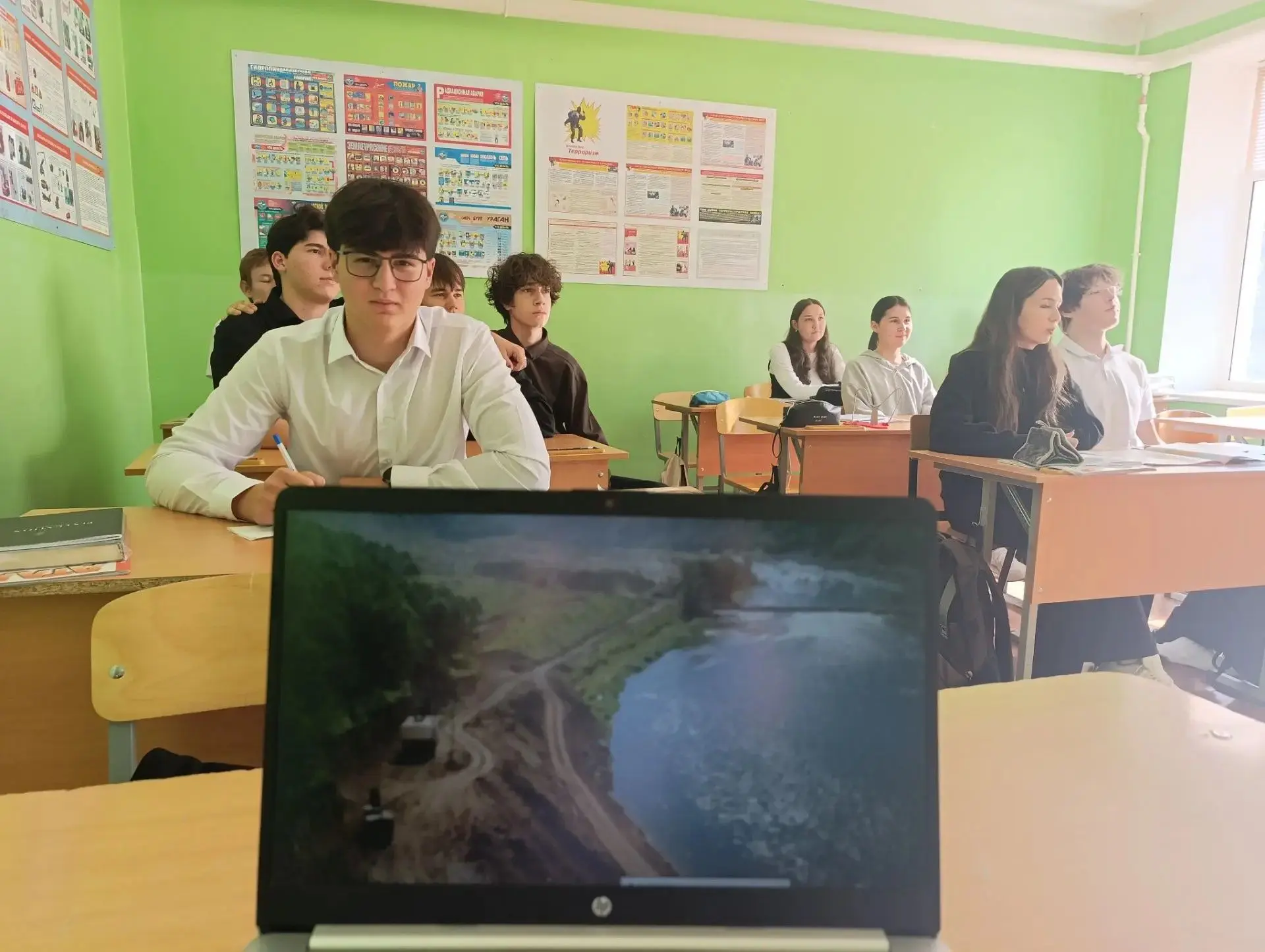 В нашей школе прошли классные часы на тему «Башкортостан — мой край родной». Это меропр...