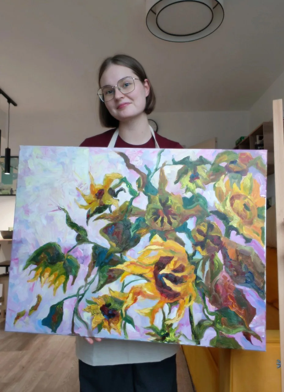🎨Студенты СПбГУПТД представили свои работы на фестивале искусств Crayons в Индии