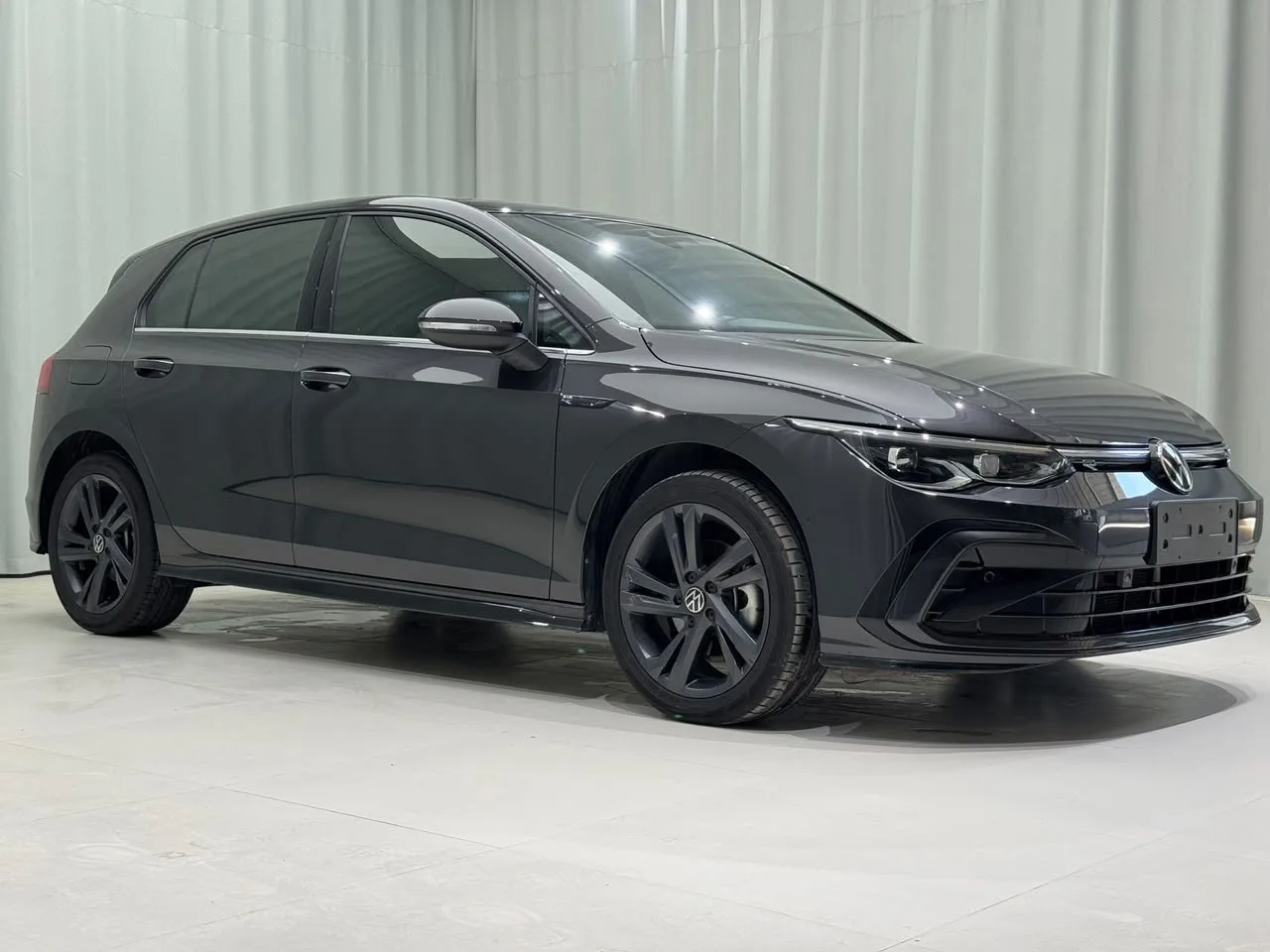 👍 Volkswagen Golf R-Line