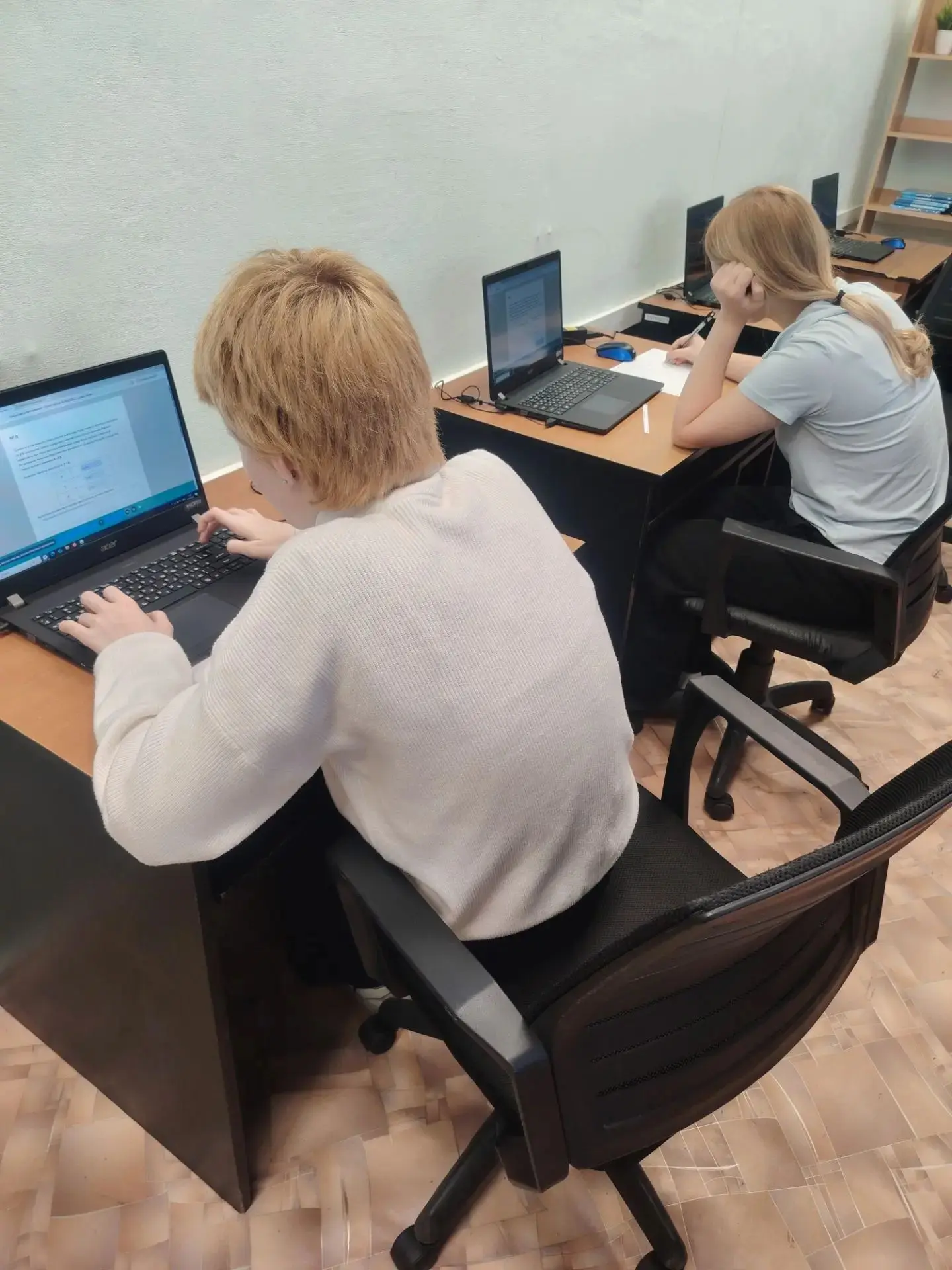 🧪 Сегодня в расписании — химия! Школьный этап ВсОШ в самом разгаре