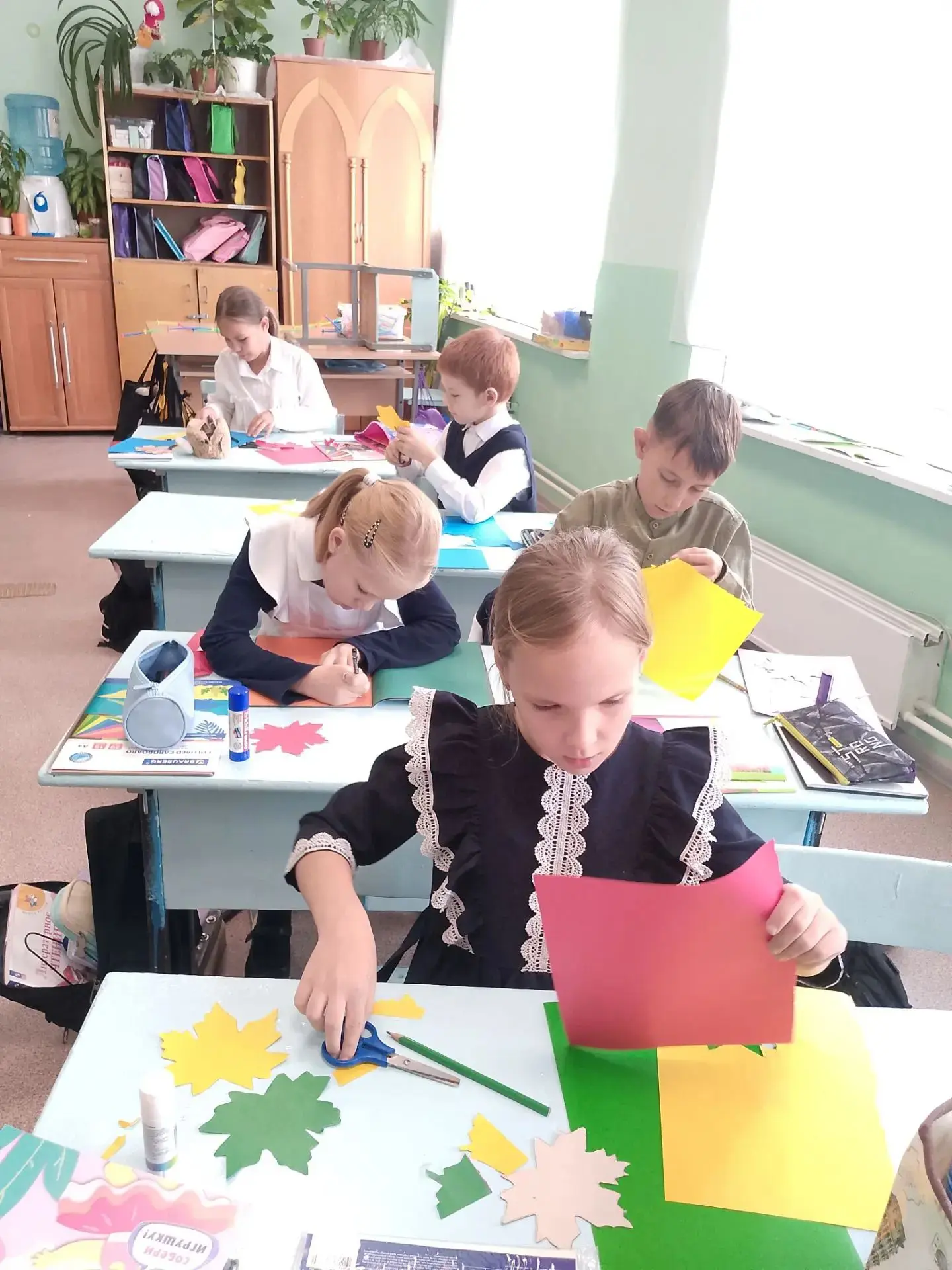 🍁Ребята из объединений "Мастерилка" (рук-ль - И.Е.Мосунова) и "Умелые руки" (рук-ль - ...
