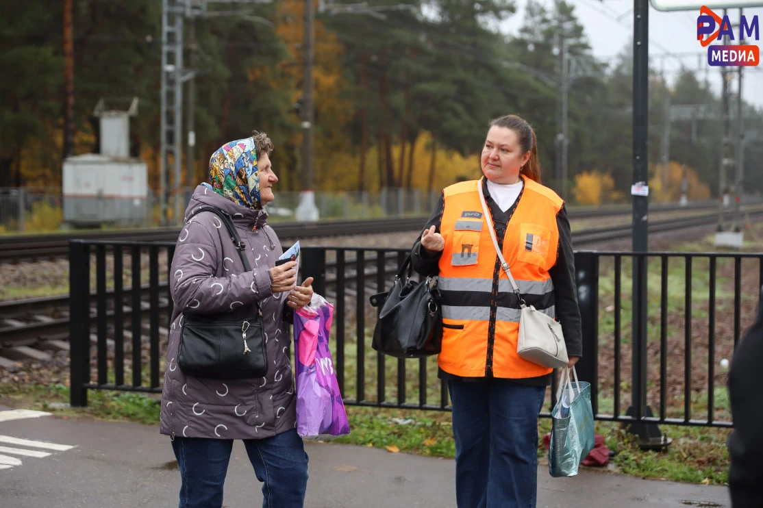 🚇 На станции «Есенинская» состоялся профилактический рейд, в котором приняли участие п...