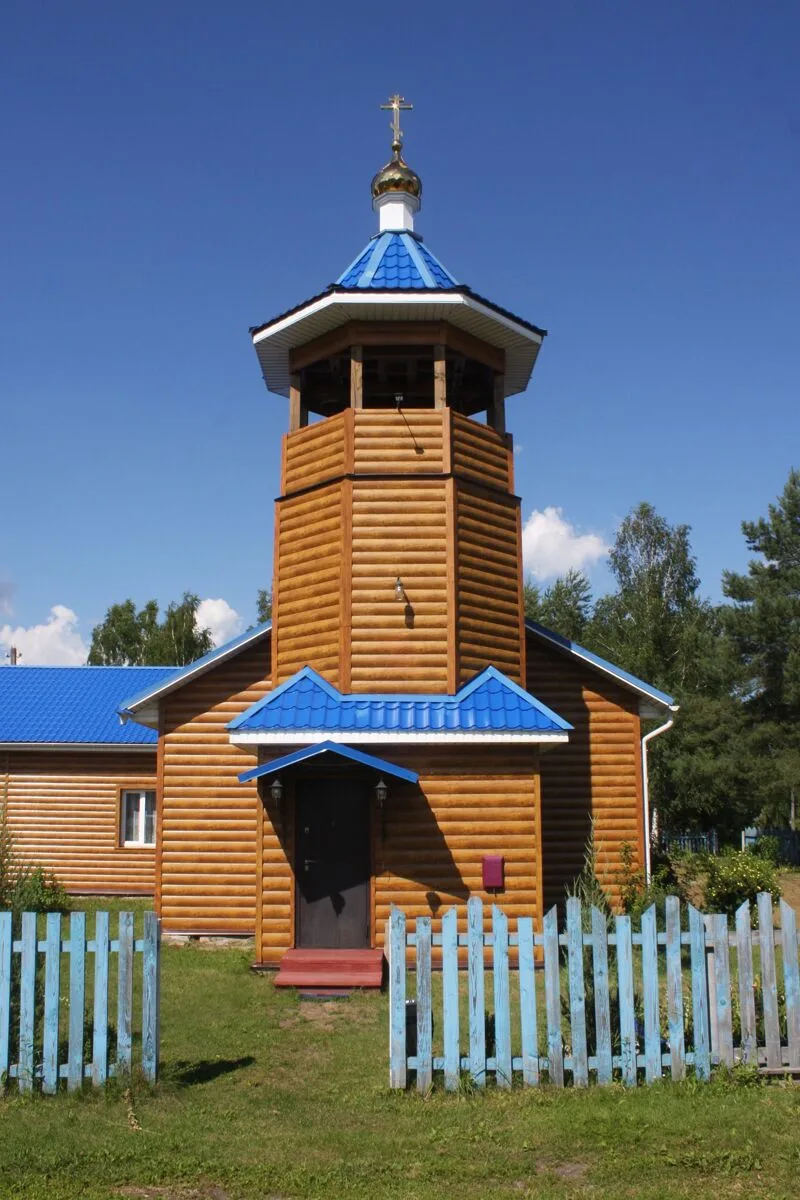 Великий православный праздник встретил в церкви Покрова Пресвятой Богородицы в деревне ...