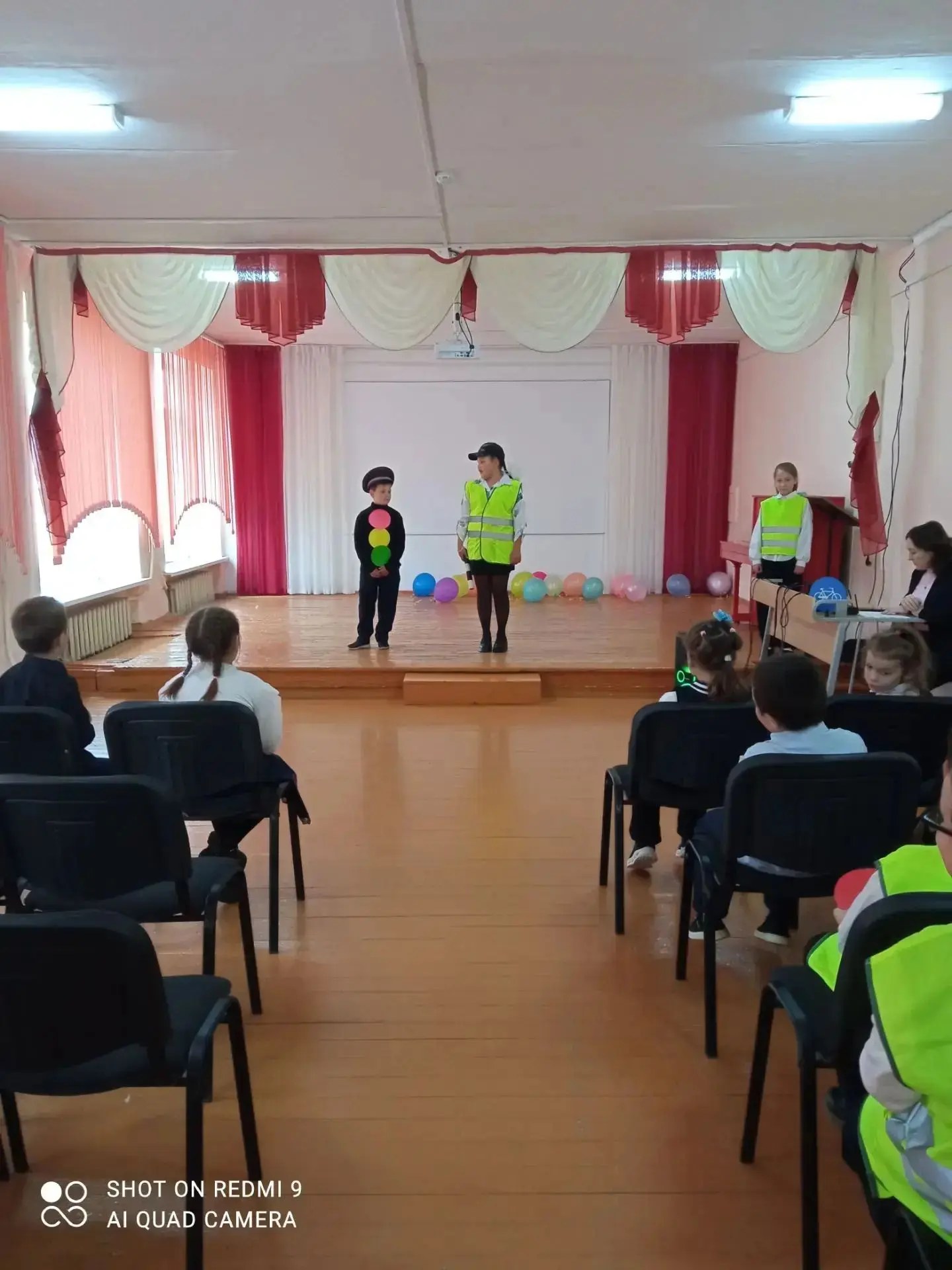 🚦🎈 Сегодня в нашей школе было по-особенному шумно, динамично и весело! У нас состоялс...