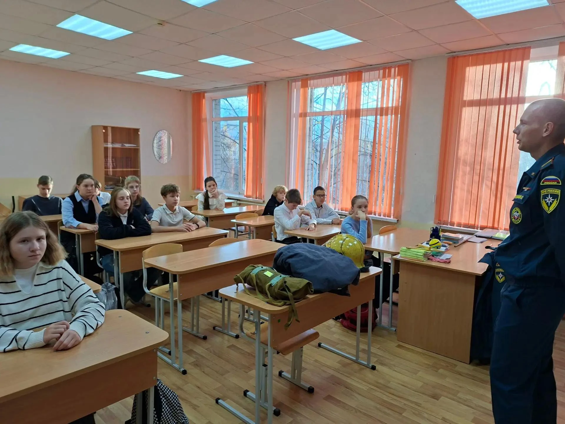 Безопасность — наш главный урок! 🚒📚