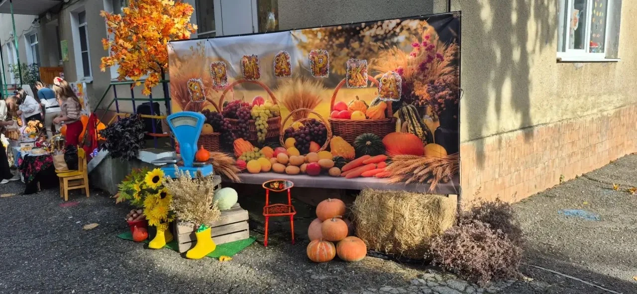 🍂 Осенний праздник в «Чебурашке»: выставка, концерт и настоящая ярмарка! 💛