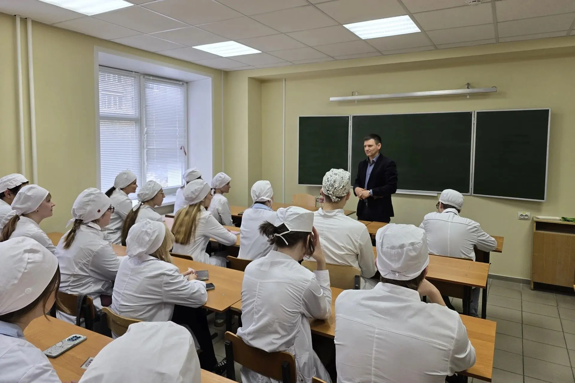 👉 Студентам КГМУ рассказали о финансовых услугах и правах потребителей