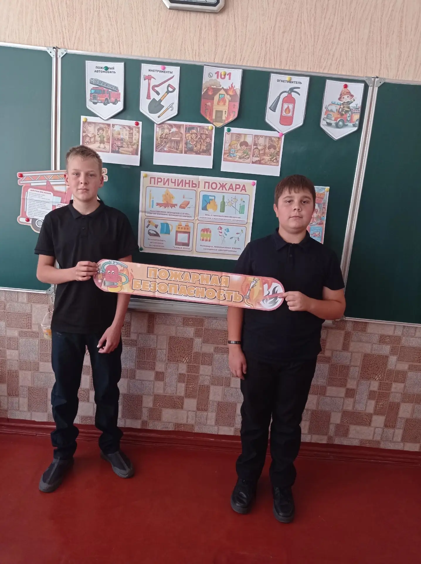 В рамках Месячника по пожарной безопасности для ребят из ДЮП «Пламя» (руководитель Журб...