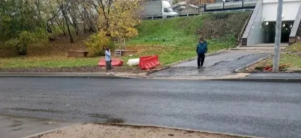 🌳 На Беловежской ждут разметку