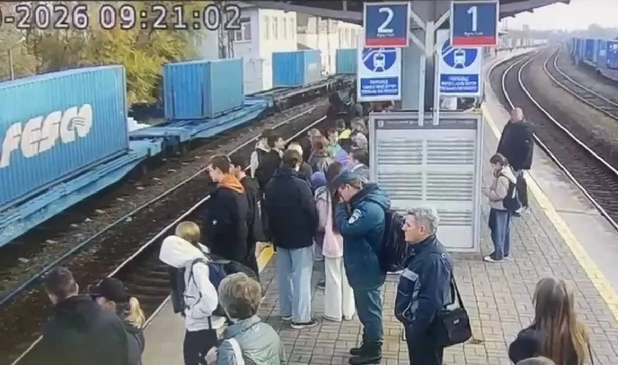 ⚡️ Угрозы для жизни подростка, упавшего на ж/д пути на Угольной, нет - Минздрав Приморья