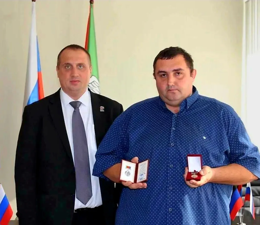Нагрудной медалью имени Горлова III степени был награждён водитель автобуса из Горловки.