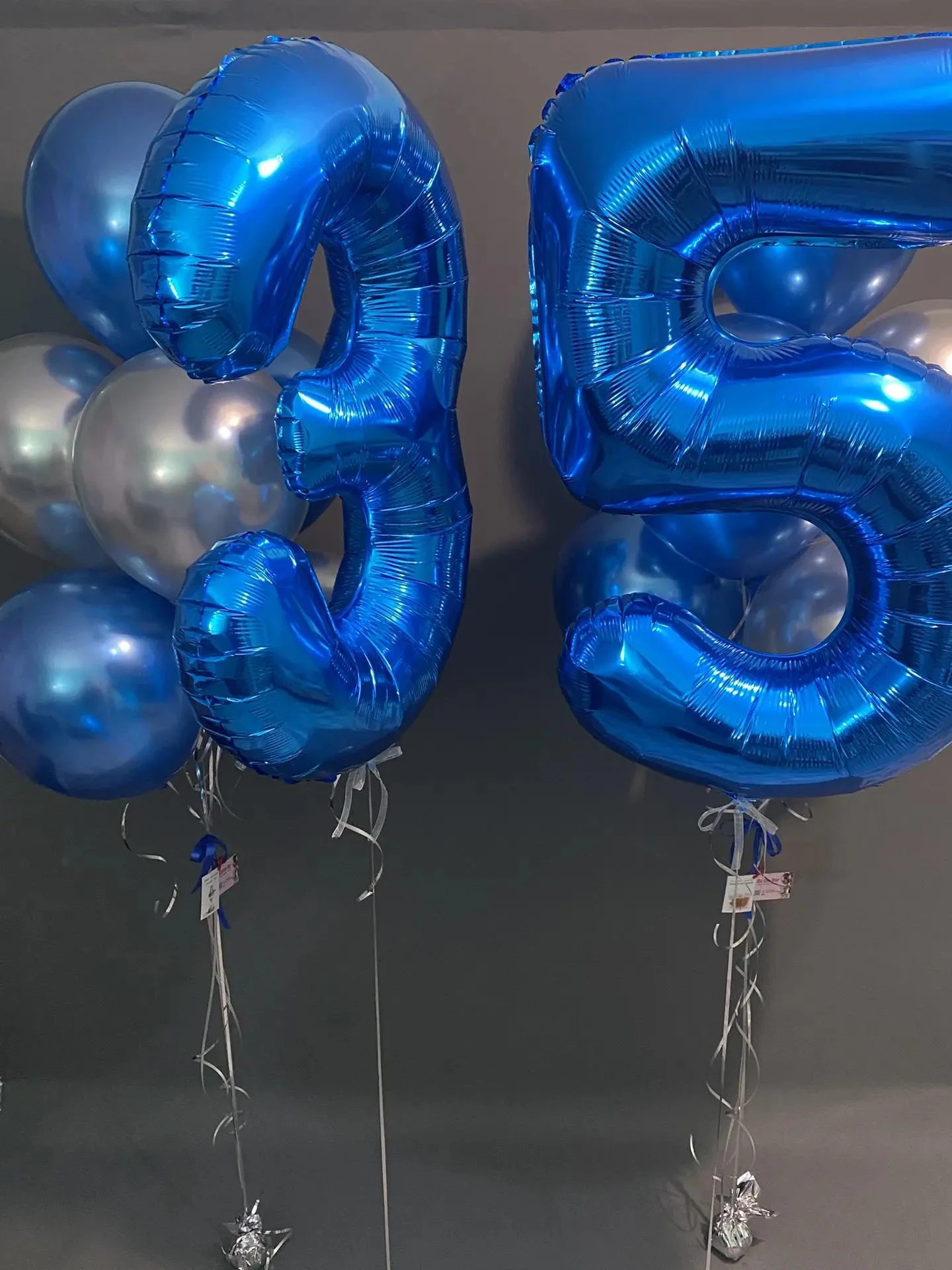 🎉 35 — это не просто цифра, это рубеж, который стоит отметить по-особенному! 🎉