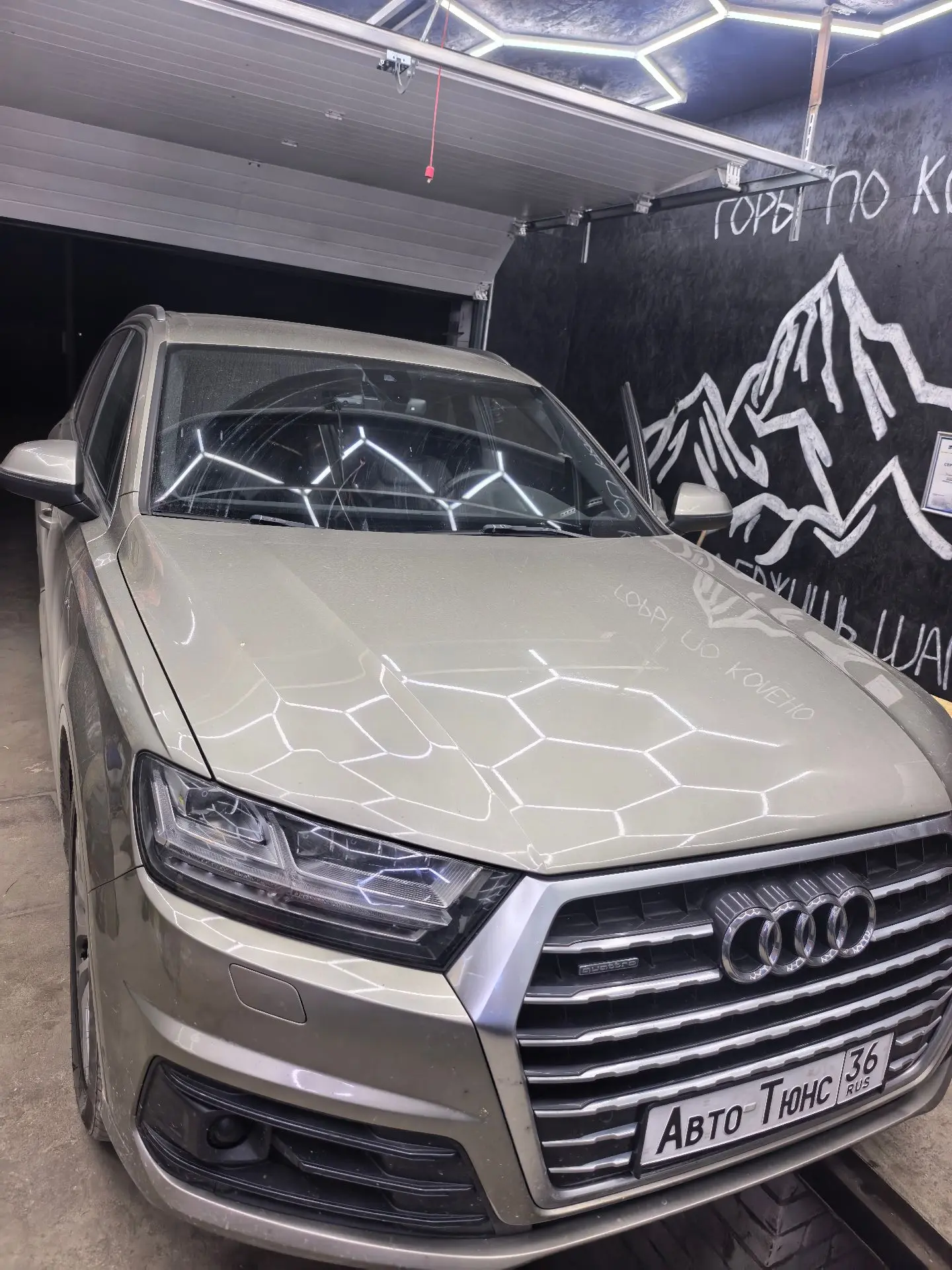 Ауди q7