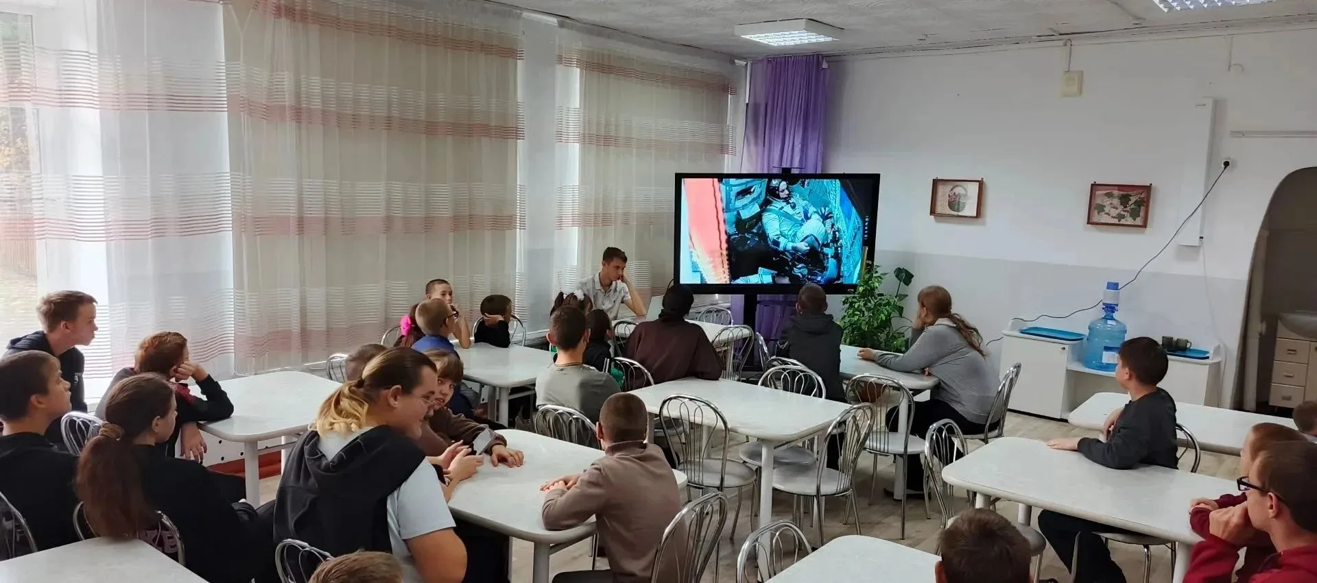 В целях усиления профилактической работы с обучающимися КГБОУ "Михайловская общеобразов...