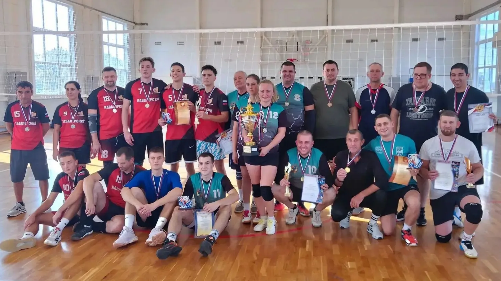 В ст. Егорлыкской прошел памятный турнир по волейболу... Подробнее читайте на нашем сай...