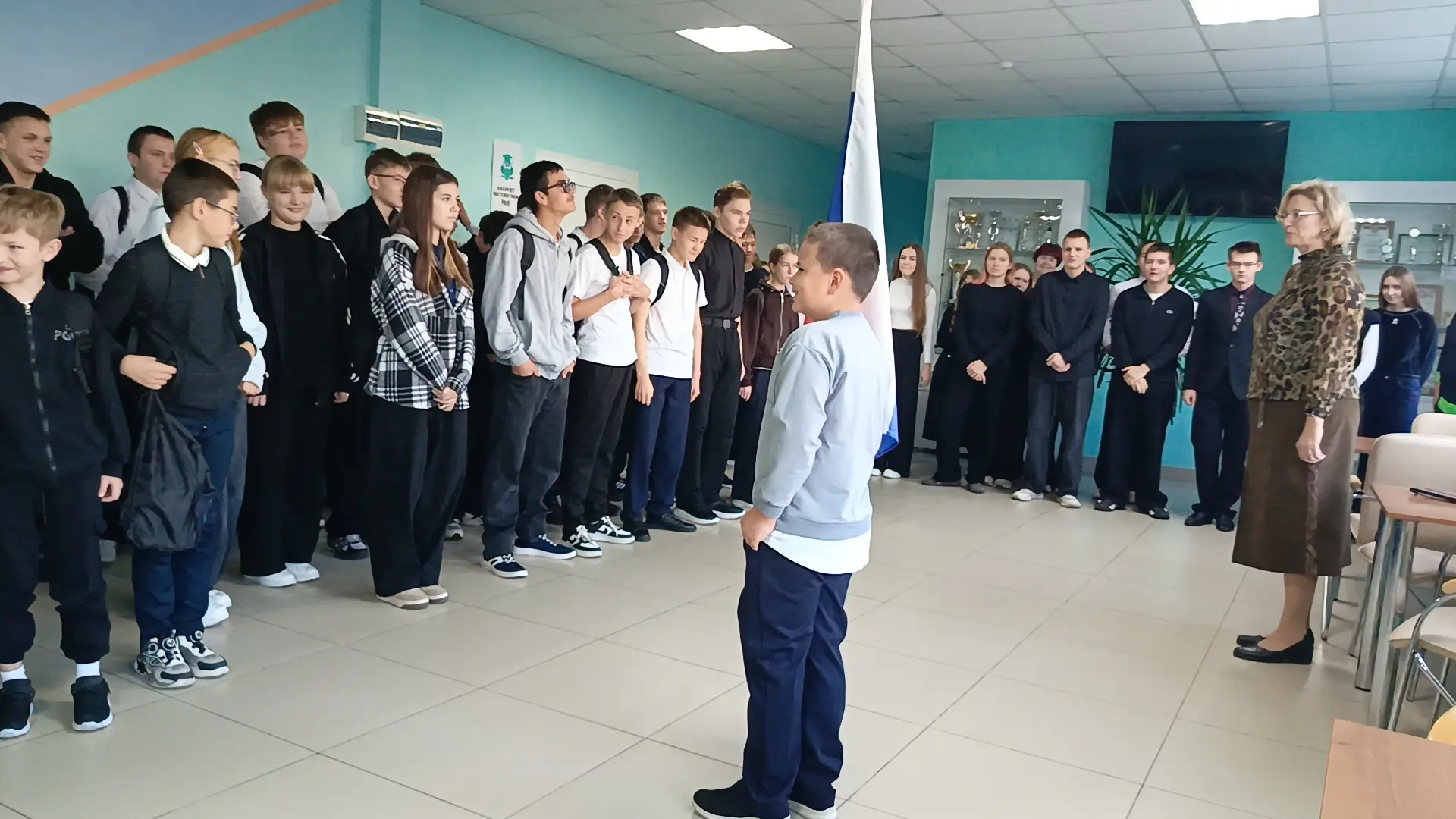 12 октября в МБОУ «Искитимская СОШ» прошла традиционная школьная линейка.