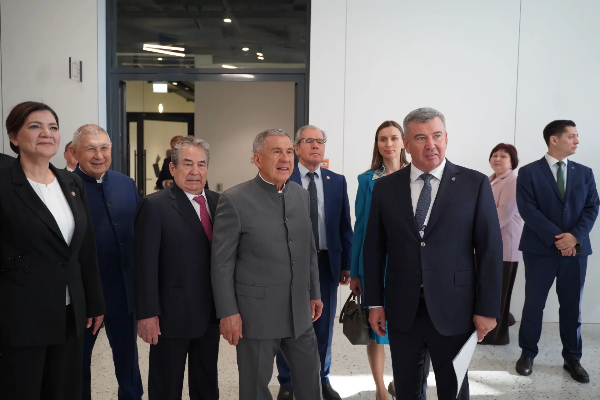 Раис Татарстана посетил Высшую школу нефти