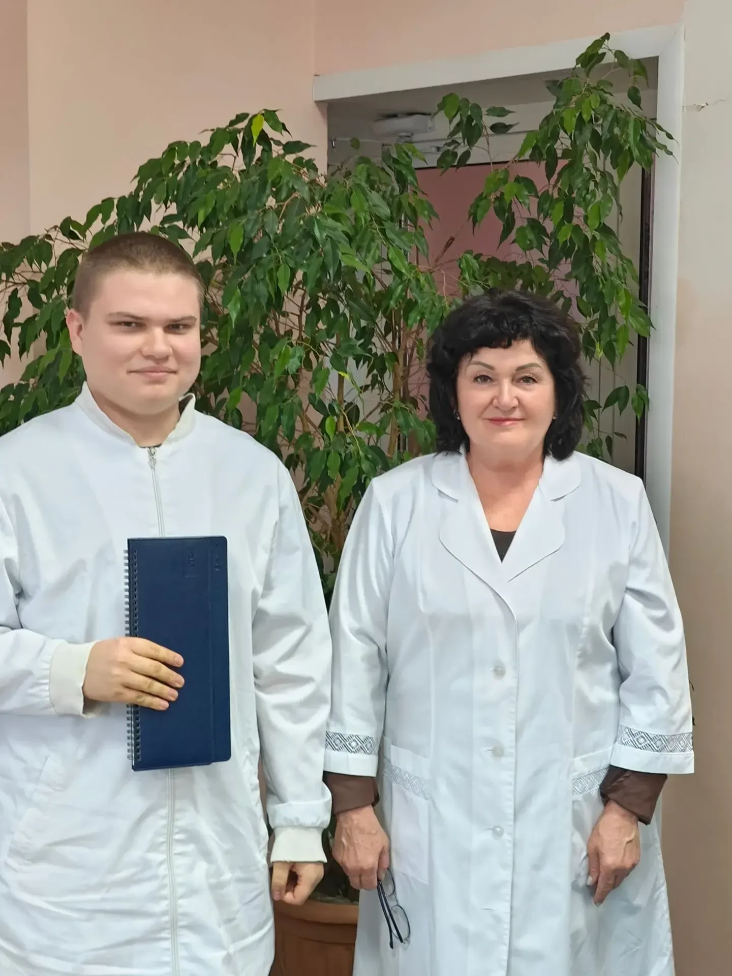 К нам приехали 9 молодых медиков! Отличного вам старта, ребята и благодарных пациентов!