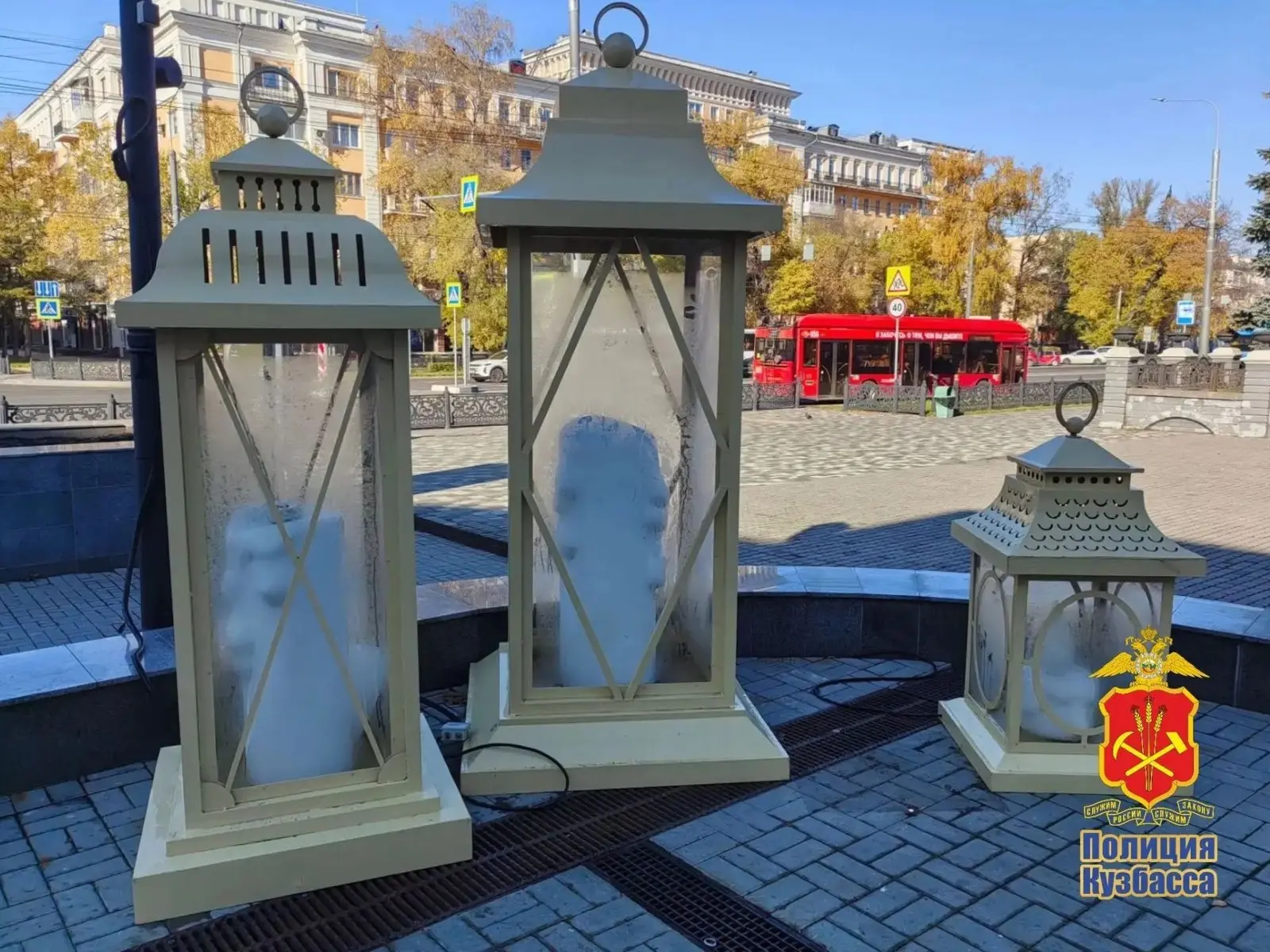 В Новокузнецке задержали мужчину после повреждения фонарей у театра кукол