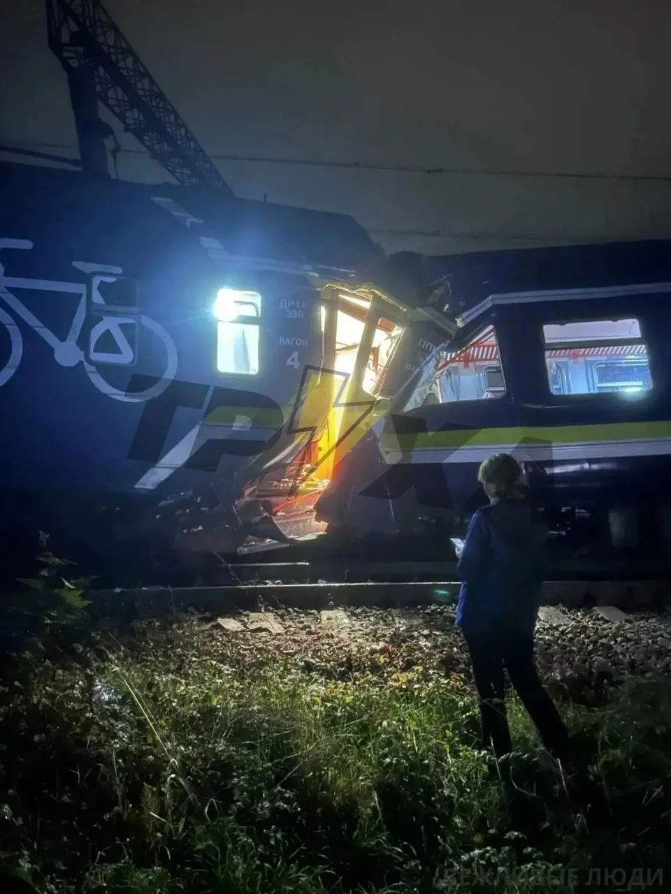 ⚡️  Во Львовской области столкнулись два поезда.