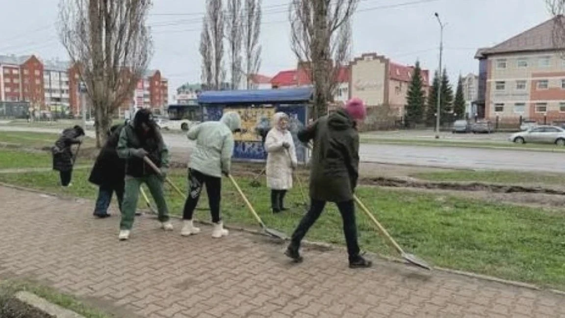 Субботник на Тропе здоровья