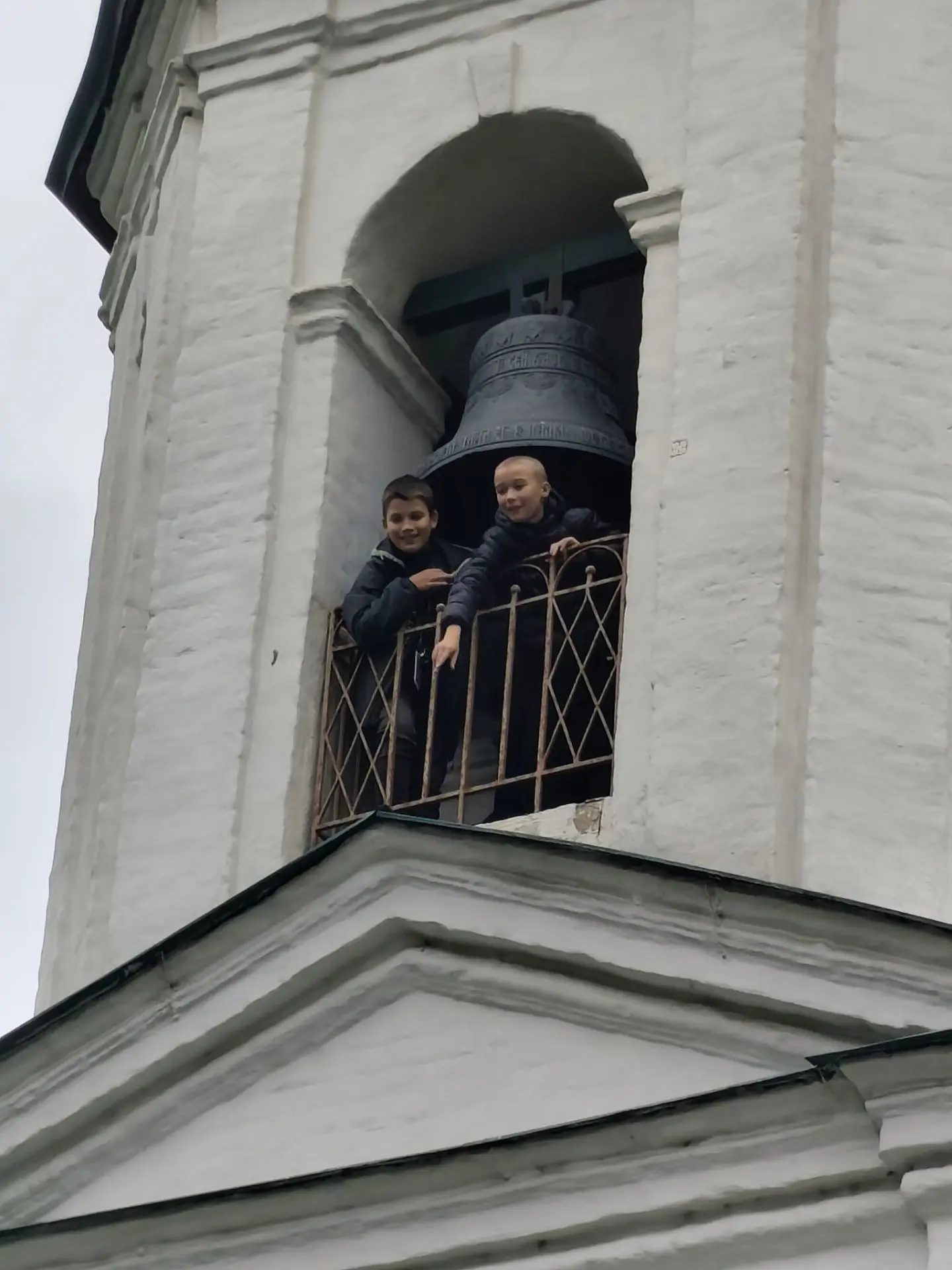 ⛪️ Ученики 5 «Т» класса посетили храм святого Димитрия Ростовского в Очакове в рамках с...