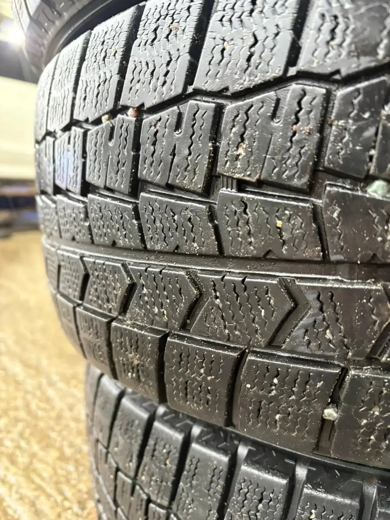 Продам Dunlop Winter Maxx 205/50 R17