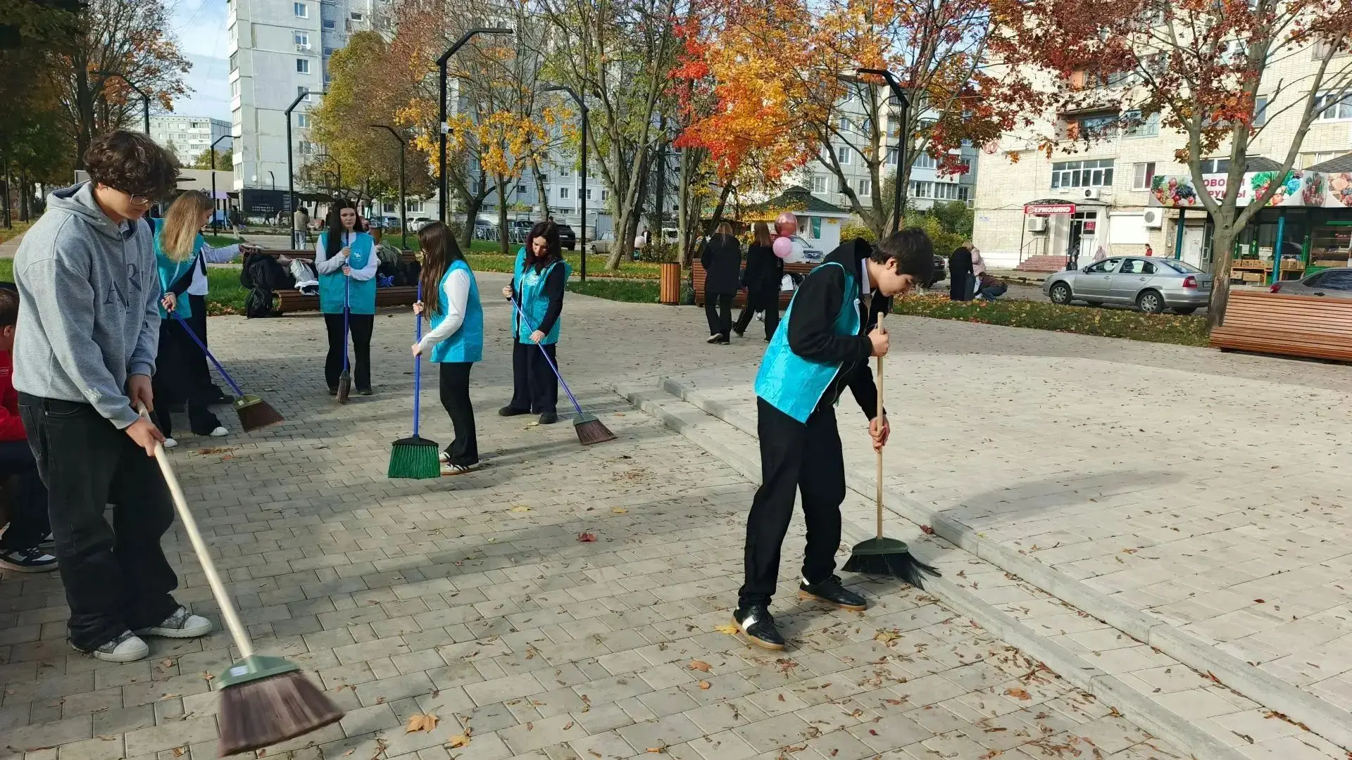 🍂🌳🍂 Учащиеся нашей школы приняли участие в акции месячника чистоты, которая прошла н...
