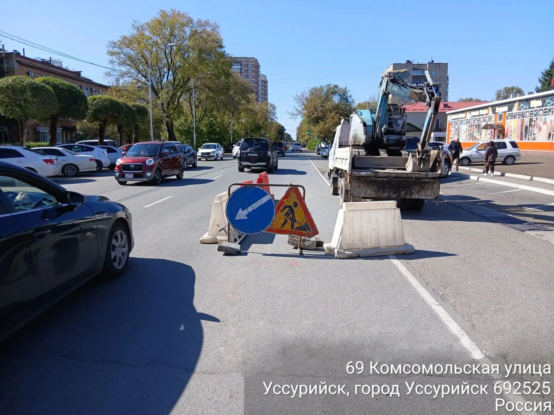 💦 В Уссурийске продолжаются работы по ремонту сетей ливневой канализации