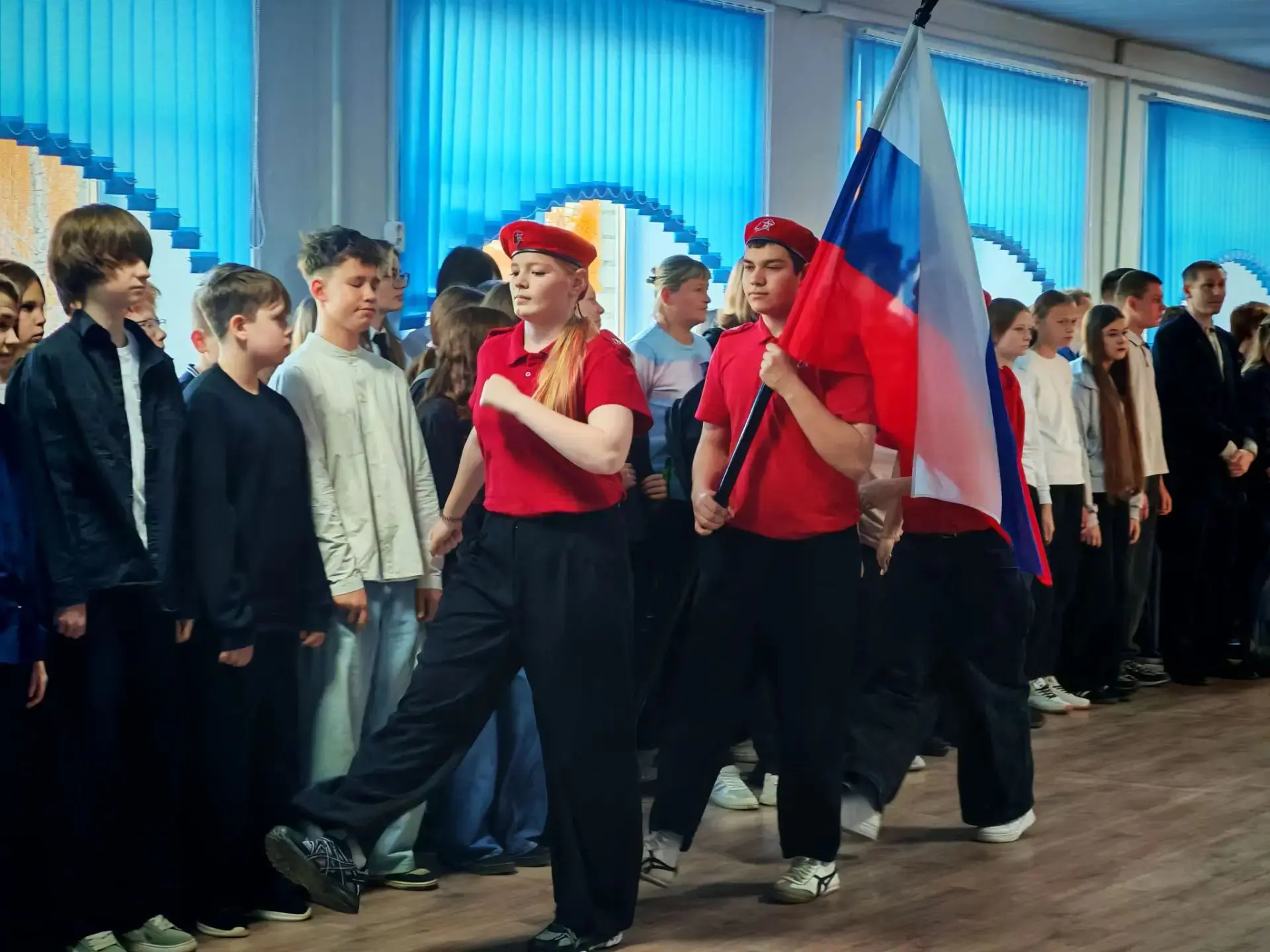 🇷🇺ЕЖЕНЕДЕЛЬНАЯ ТОРЖЕСТВЕННАЯ ЦЕРЕМОНИЯ ВНОСА ГОСУДАРСТВЕННОГО ФЛАГА РОССИЙСКОЙ ФЕДЕРА...