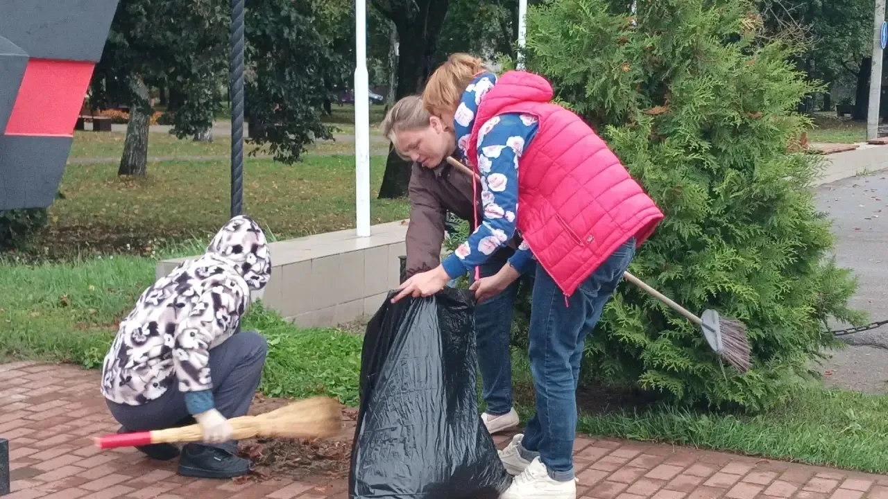 ✨️Коллективы детских садов "Солнышко" и "Колокольчик" приняли участие в экологической а...