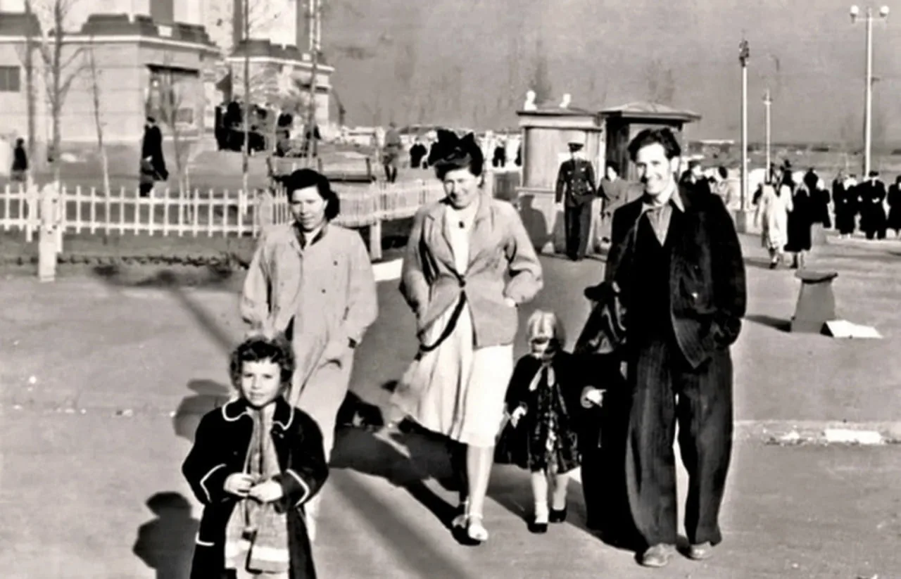 🎞 Черниковск, 1950-е. Встречаемся у «Победы»!