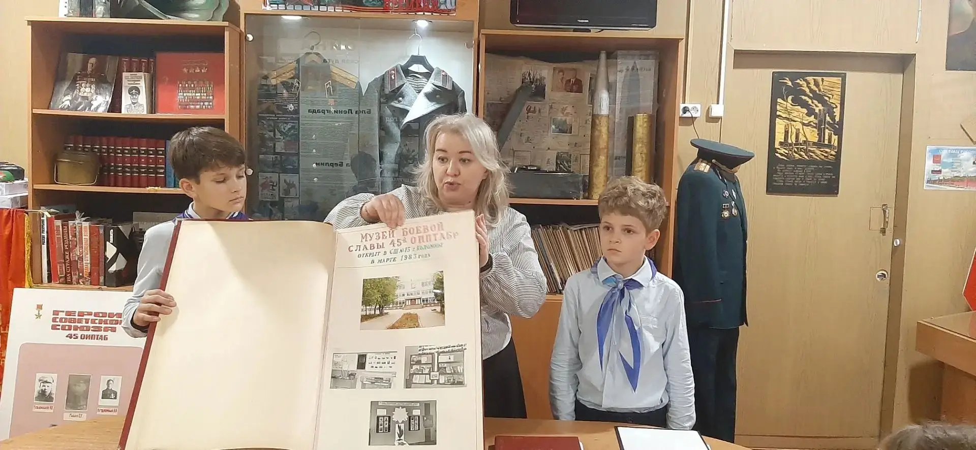 В рамках школьной программы наставничества и направления «Орлёнок-лидер» руководитель ш...
