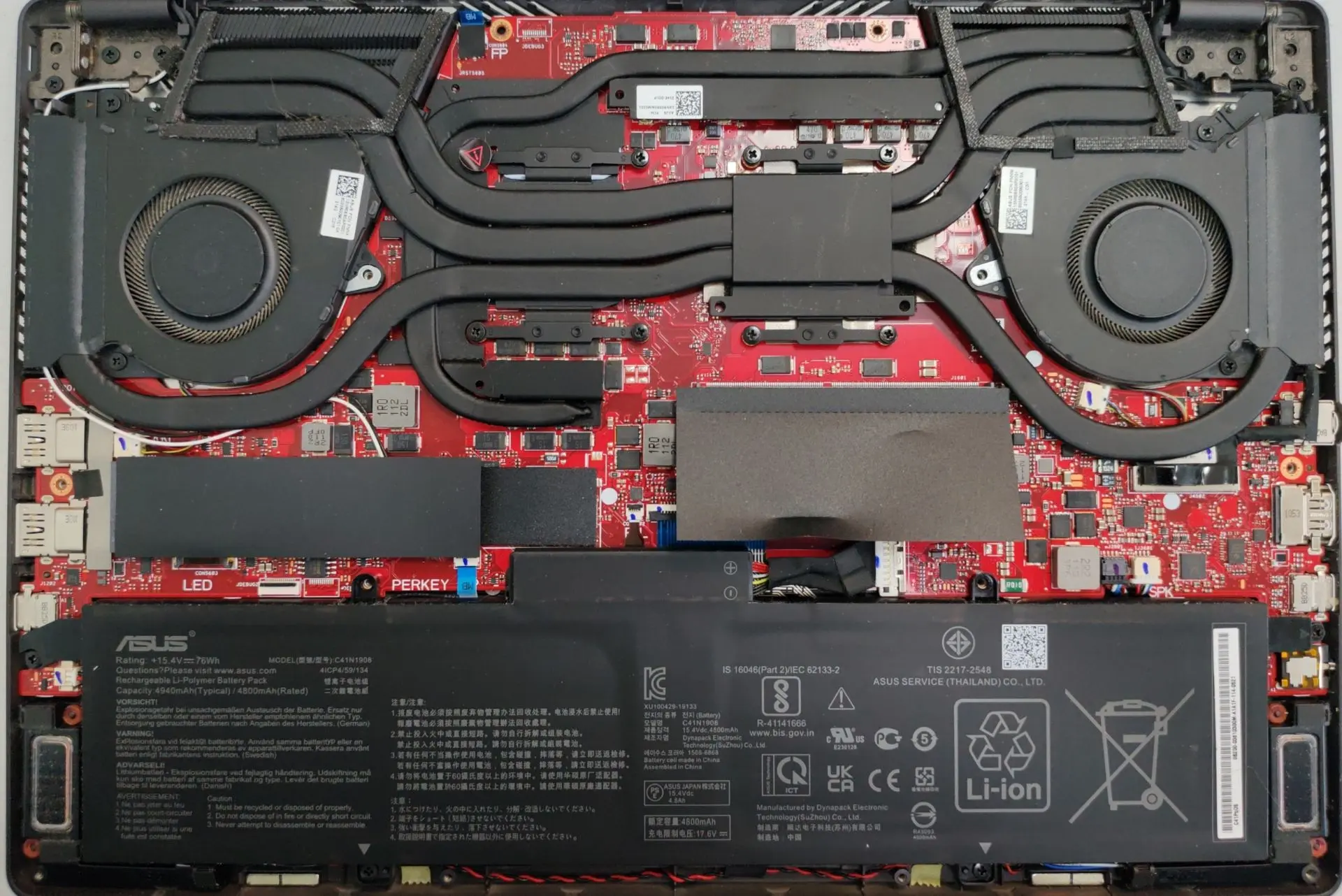 На этот раз на обслуживании — ноутбук ASUS ROG Zephyrus G14 GA401QE-HZ085.