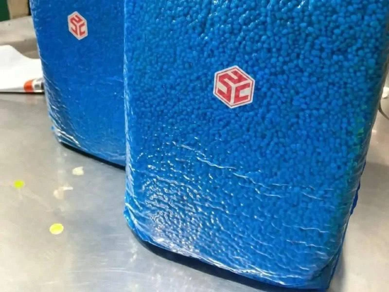 80 тонн кедрового ореха приехали из Китая в Забайкалье