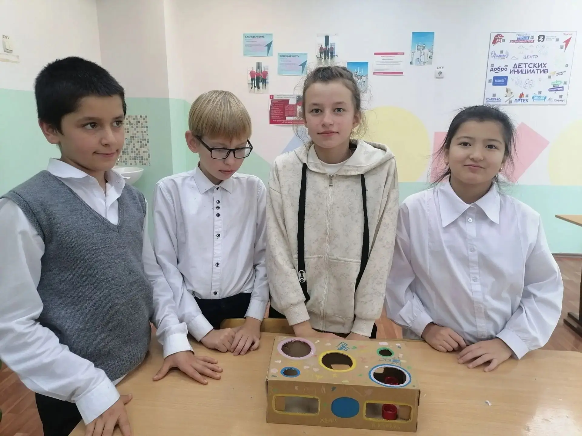 «Тепло своими руками»: 5 класс помогает животным