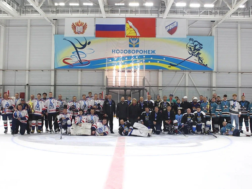 🏒 В Нововоронеже завершился турнир по хоккею среди любительских команд